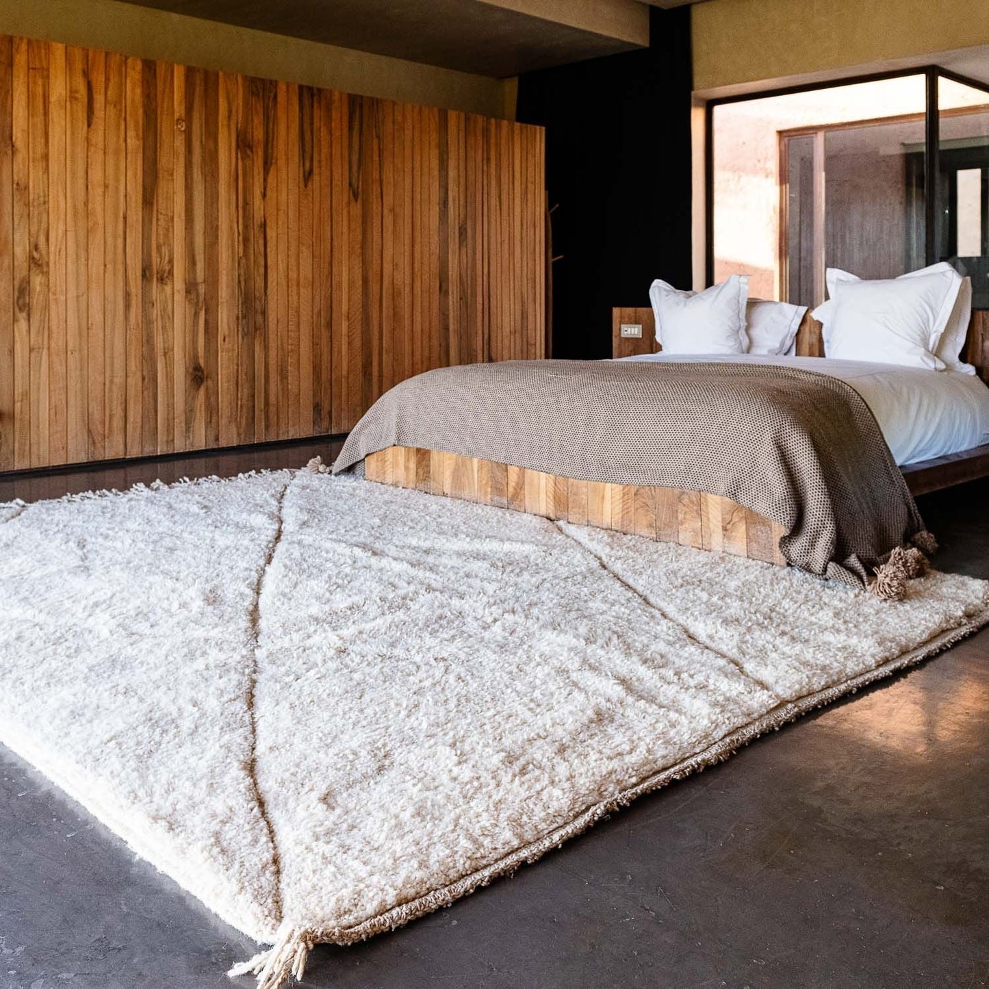 Luxurious Moroccan Beni Ourain Handmade Rug